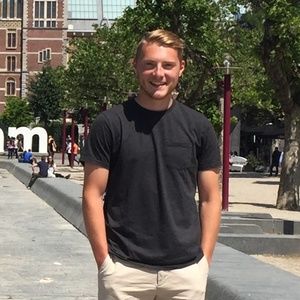 Meet your Posher, Taylor